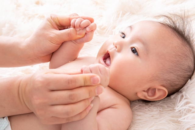 赤ちゃん 笑顔